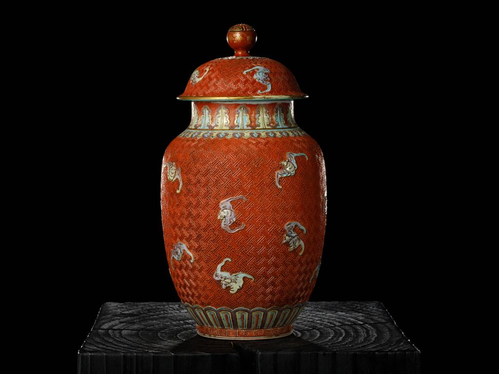 【在庫爆買い】『清・古牛角彫・蓮花形花瓶』極細工・古賞物・中国古玩・中国古美術 その他