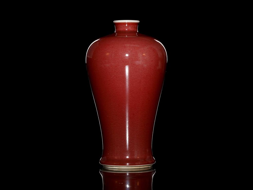 现代红釉梅瓶（《大清雍正年制》款） - 靓宝格