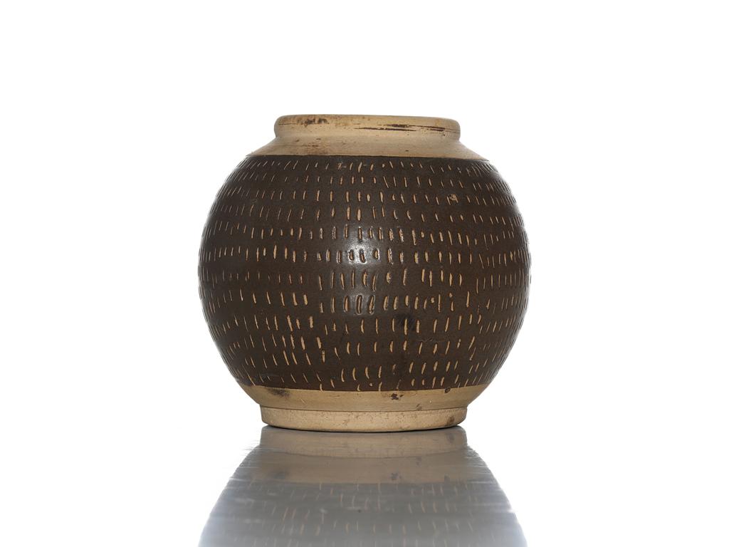 靓宝格- 宋元时期磁州窑褐釉飞白罐