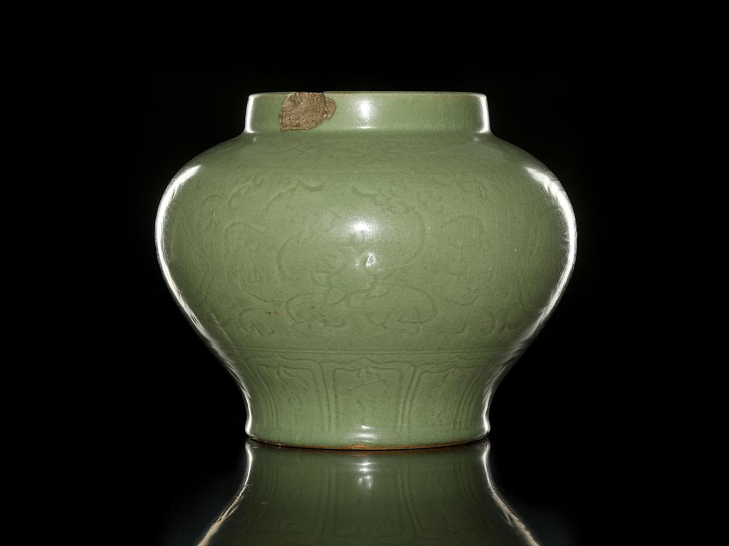 中国古美術 宋時代龍泉窯青磁花瓶·阴刻·共箱 TG--3 - 通販