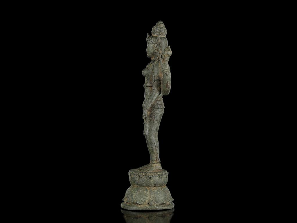 靓宝格- 中爪哇时期铜女神立像