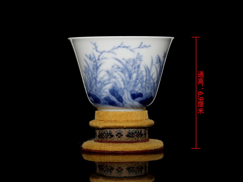 靓宝格- 清晚期青花十二月花卉纹杯之七月兰花纹杯（《大清康熙年制》款）