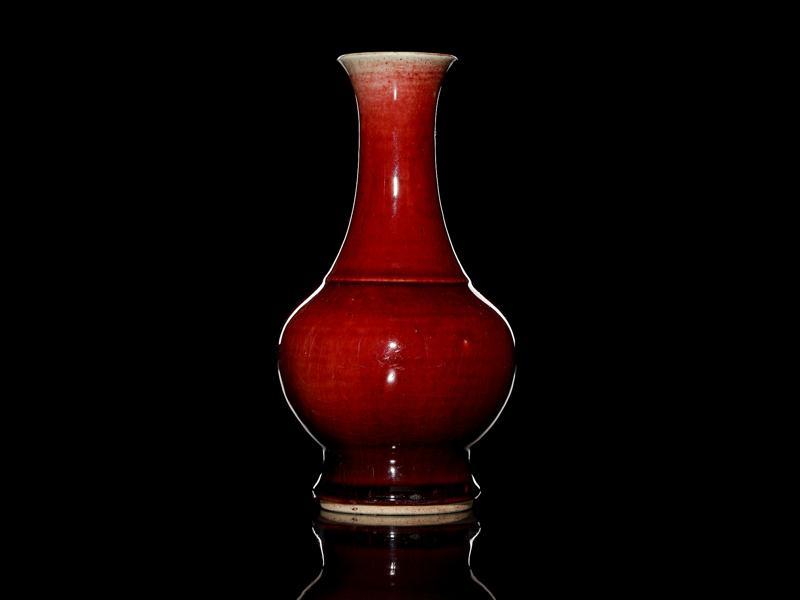 靓宝格- 清中期钧红釉长颈瓶
